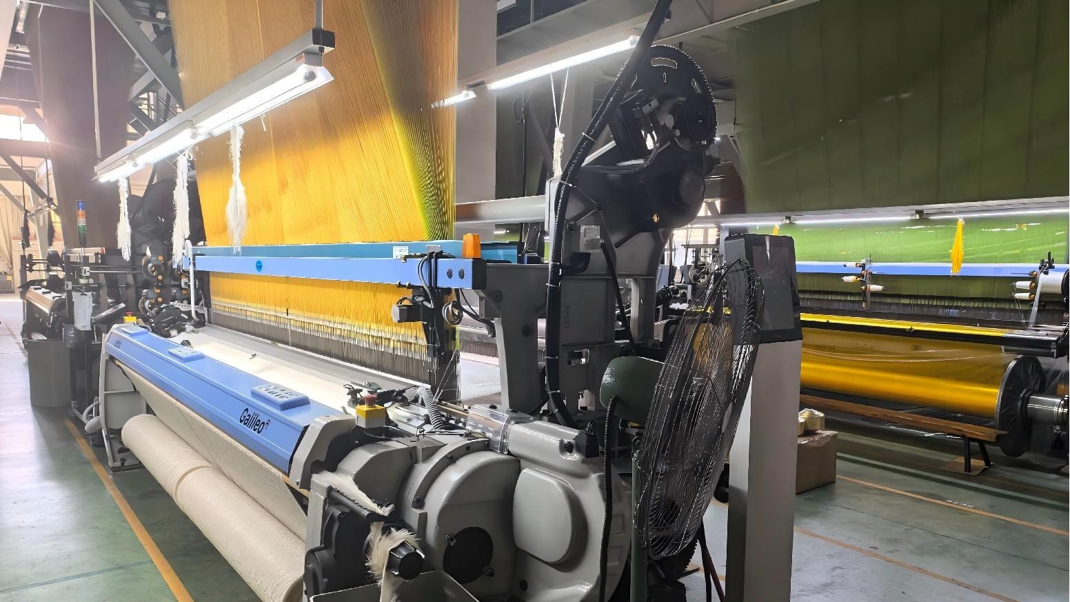 Huaming Fabric weaving mill